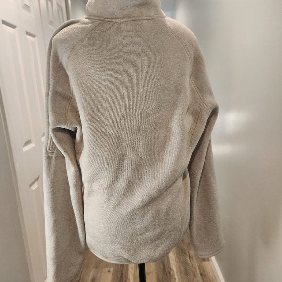 Outdoor Supply Co. Warm pullover top size large - Picture 5 of 7